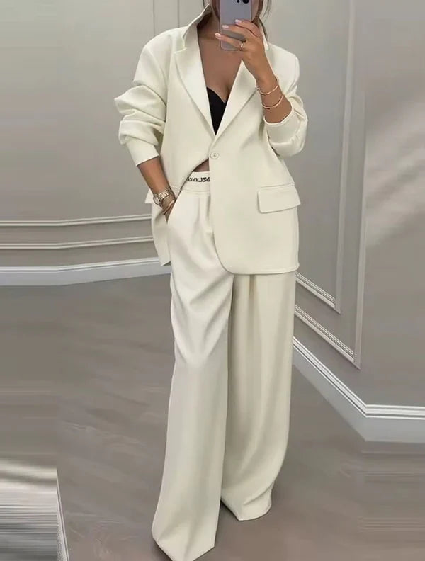 Monica | Elegáns női zakó és nadrág szett